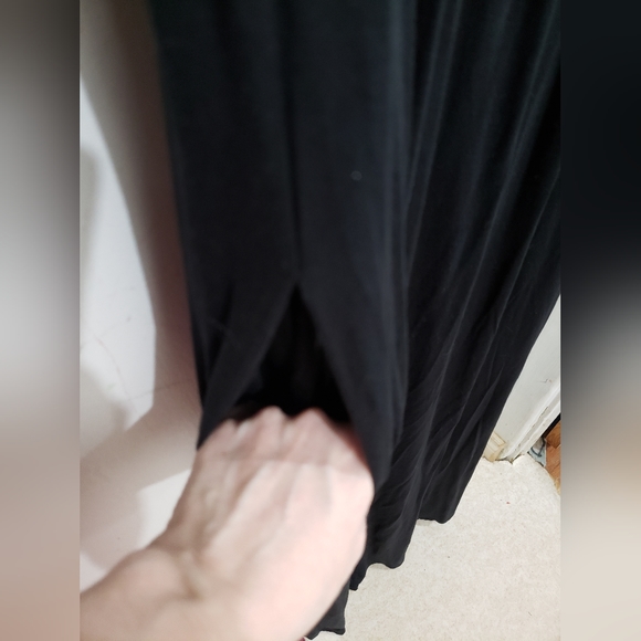 Black Vanilla Bay maxi dress with pockets! - Picture 3 of 4